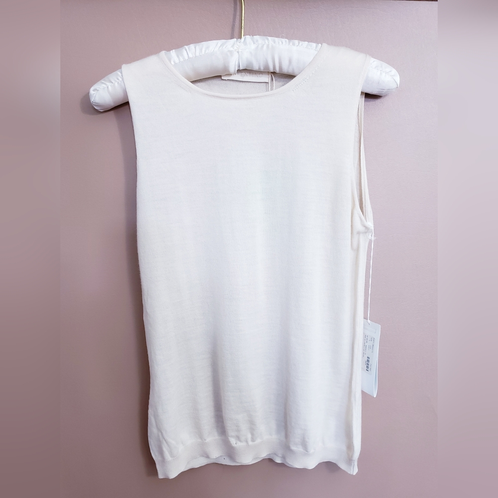 Vintage Valentino Off White Sleeveless Sweater Vest